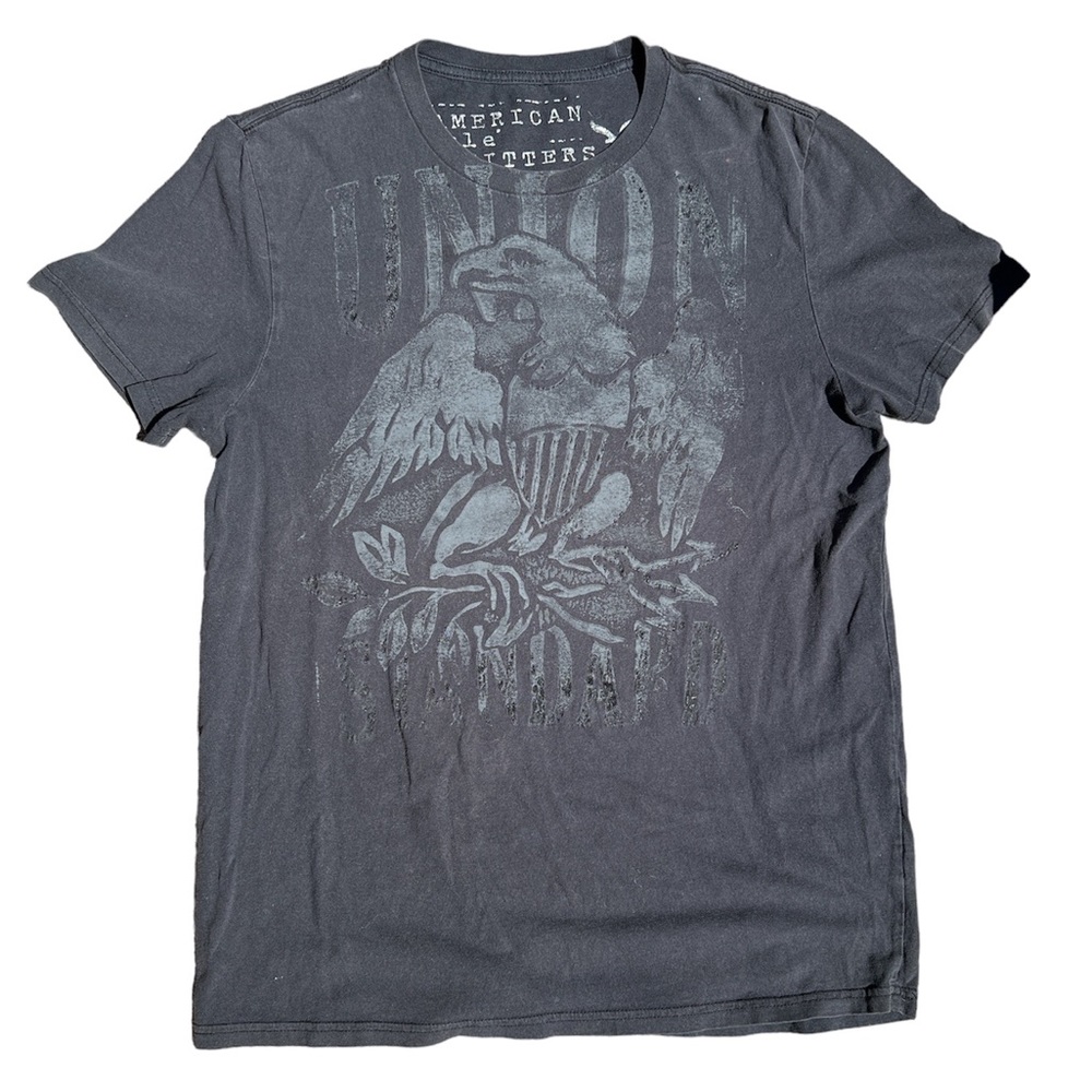 2000s grunge american eagle affliction style tee